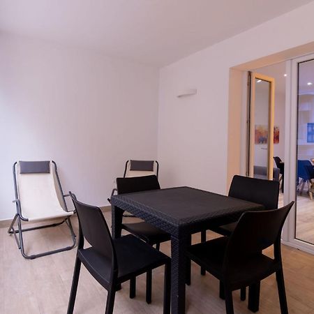 Sarale Apartments Palermo Exterior foto